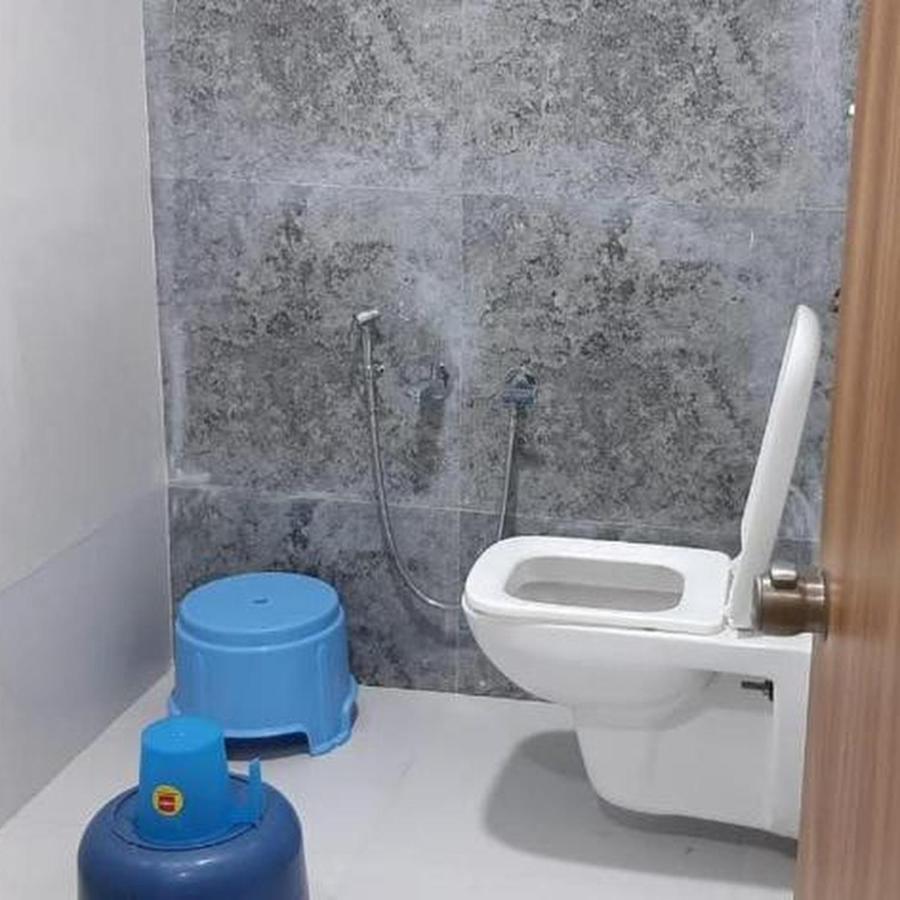 Hotel Mansarovar Vadodara Exteriör bild